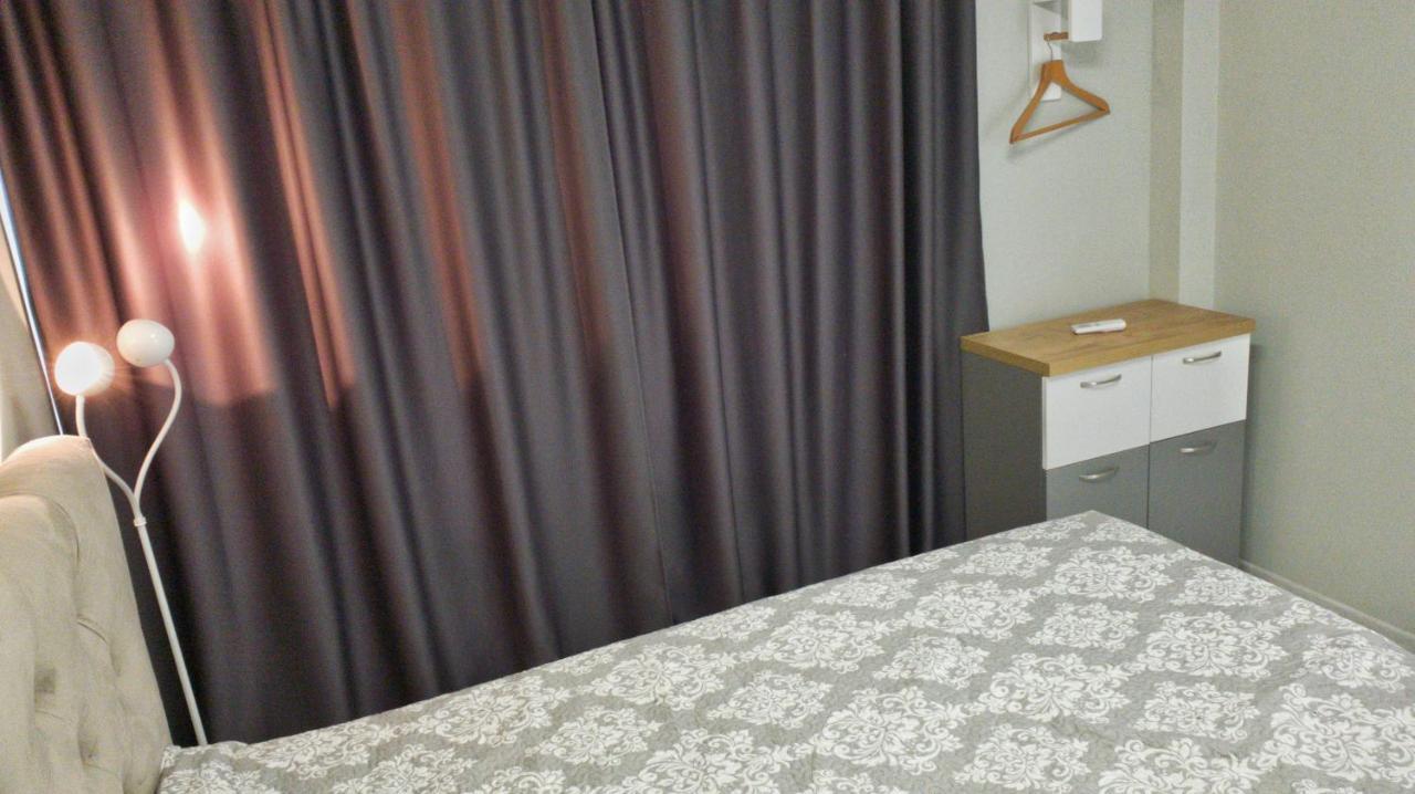 Cozy Studio Near The Park With Huge Verandah. Велико-Тирново Екстер'єр фото