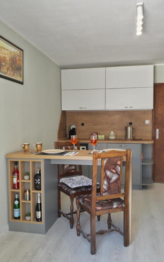 Cozy Studio Near The Park With Huge Verandah. Велико-Тирново Екстер'єр фото